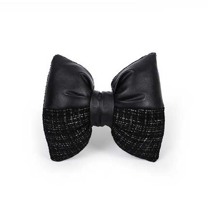 Chic Car Seat Cushion - Summer Comfort & Non-Slip | Wholesale & Custom - Chanel-style black headrest